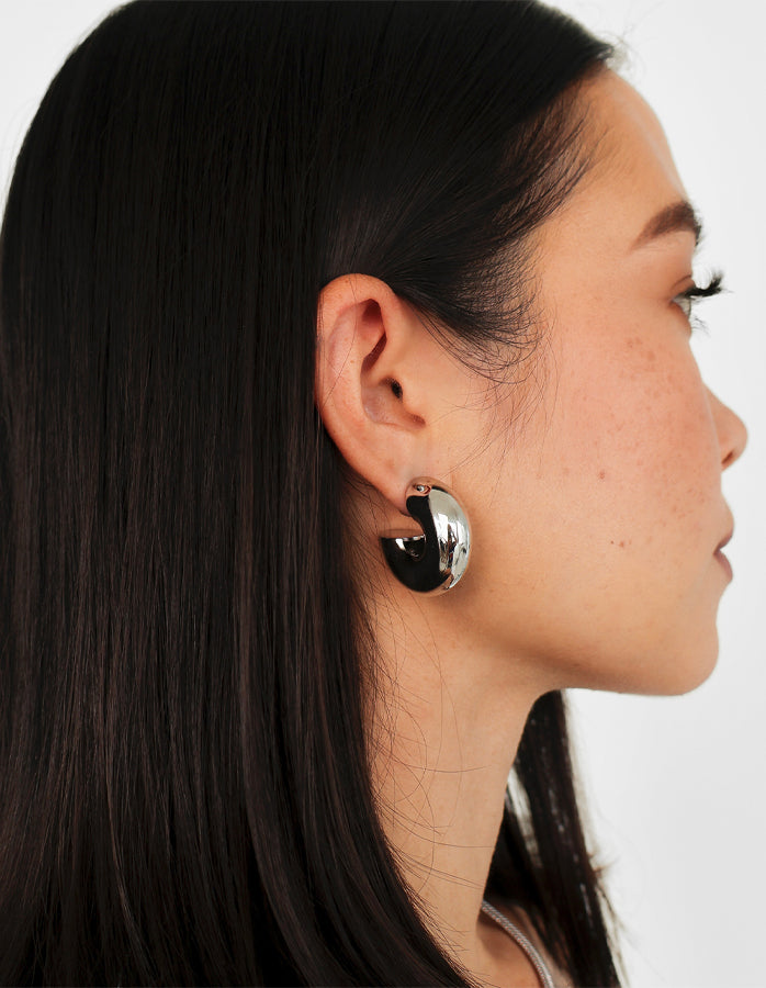 LONDON – Chunky Hoop Earring